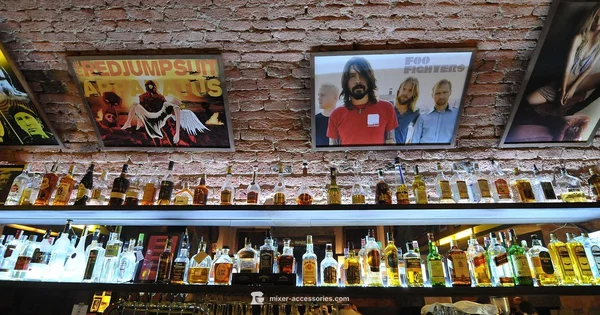 Best Mixers for Vodka - Mixer Accessories