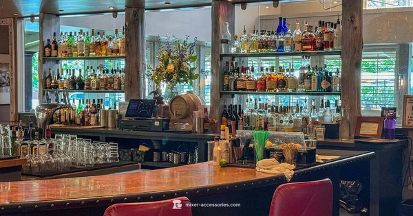 Mixing and intoxication - Mixer Accessories